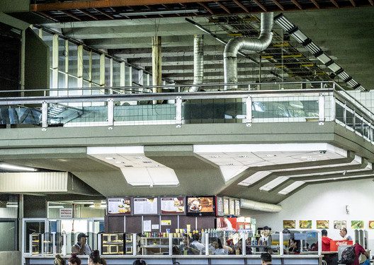 Prefeitura de Florianópolis implanta triagem na rodoviária para identificar passageiros sem emprego ou moradia