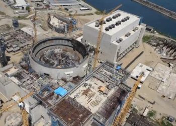 Brasil retoma estudos para concluir Angra 3 e reacende debate sobre energia nuclear