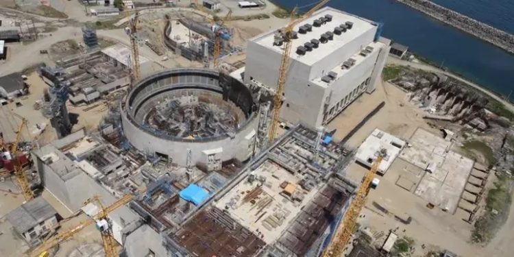 Brasil retoma estudos para concluir Angra 3 e reacende debate sobre energia nuclear