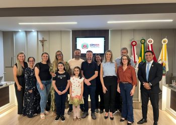 Com foco na inclusão, Secretaria de Educação de São João Batista apresenta Política Municipal de Educação Especial