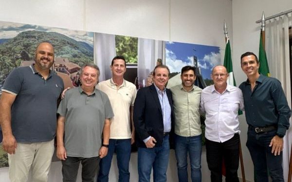 Diálogo com empresários da comunicação reforça potencial turístico de Nova Trento