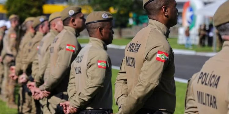 PM de Santa Catarina prorroga inscrições para vagas temporárias