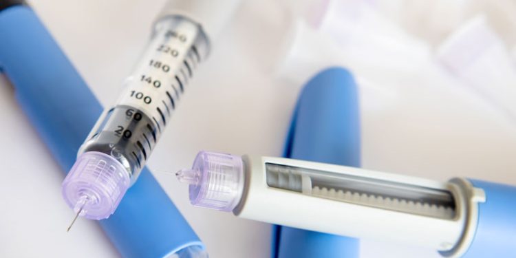 Anvisa proíbe venda de tirzepatida de duas marcas e de retatrutida no Brasil