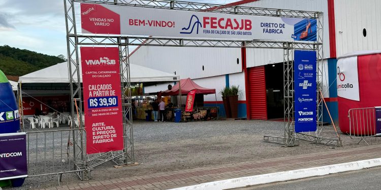 Primeira edição da Feira do Calçado de São João Batista encerra com balanço positivo