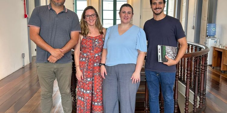 Nova Trento busca fortalecer ações de preservação do patrimônio histórico em agenda no IPHAN