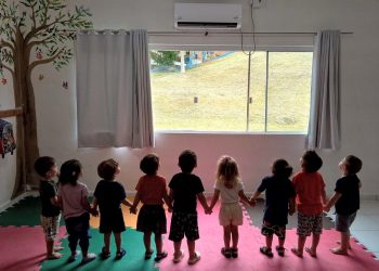 Prefeitura de São João Batista investe em melhorias na climatização de salas de aula da rede municipal