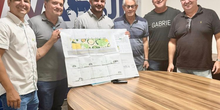 Projeto de revitalização da Praça Deputado Valério Gomes é pauta de reunião entre representantes do Executivo Batistense e do Grupo Portobello