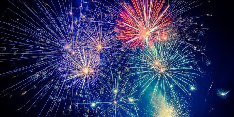 Venda de fogos de artifício com estampido é proibida em SC e comércio terá prazo de adaptação