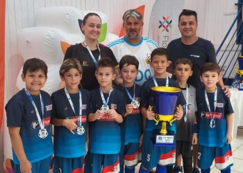 Sub-9 da Fube é vice-campeão do 1º Torneio de Verão Adec