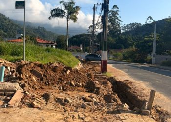 SAMAE realiza melhorias na rede de abastecimento no bairro Vígolo, em Nova Trento