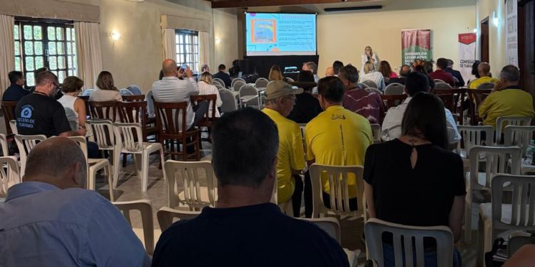 São João Batista marca presença em Seminário Regional sobre Turismo Religioso em Santa Catarina