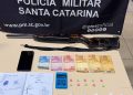 Polícia Militar prende homem por tráfico de drogas em São João Batista