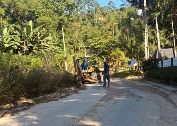 Pavimentação na Estrada Geral do Salto avança com fase de drenagem em novo trecho