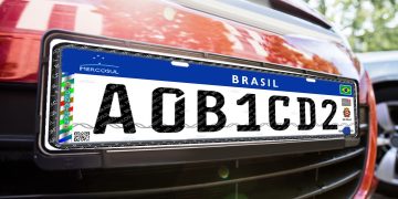 Projeto pode mudar placas de veículos no Brasil e trazer de volta identificação de cidades