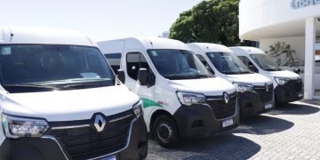 Secretaria de Saúde de Canelinha recebe novo veículo para transporte de pacientes   9 de abril de 2026 6 visualizações