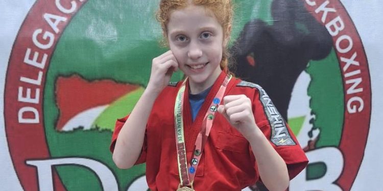 Batistense se torna campeã Estadual de Kickboxing em  campeonato catarinense realizado na cidade de Joinville