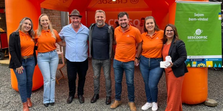 Cresol Vale Europeu participa da 16º Festa Regional do Pão de Milho