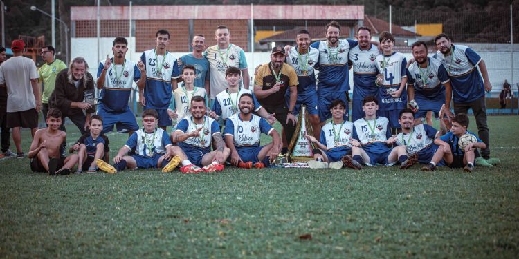 Nacional conquista o título do Campeonato Municipal de Futebol de Campo Série B 2026 em Nova Trento