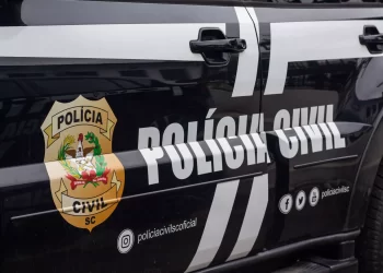 Polícia Civil de Nova Trento cumpre mandado de busca e apreensão em investigação sobre furto de cerca de R$ 100 mil