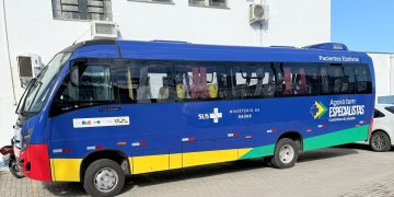 Saúde de São João Batista é contemplada com novo micro-ônibus para transporte de pacientes