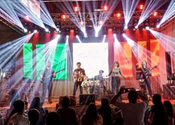 Primeiro dia da 2ª ExpoSJB tem escolha da Realeza e show com Famiglia Dal Ponte como destaques
