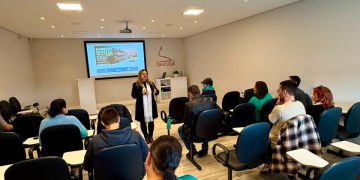 Seminário aborda estratégias de marketing digital para fortalecer empreendimentos turísticos de São João Batista