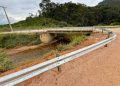 Prefeitura de São João Batista conclui instalação de defensas metálicas em pontes do interior