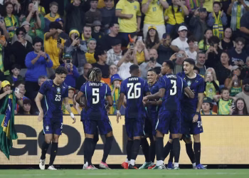 Brasil Vence Austrália de Virada por 4 a 2 no Primeiro Triunfo da Era Ancelotti