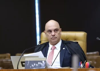 OAB cria comissão para analisar possível impeachment de Moraes