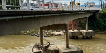 Ponte Joaquim Ramos terá trânsito em meia pista na sexta-feira (18) para desobstrução de pilastra