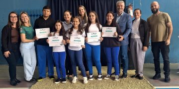 Estudantes da Escola Araci são premiados em concurso cultural do Instituto Sicoob