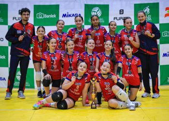 Sub-13 da Fube conquista terceiro lugar no Festival Estadual de Voleibol Feminino