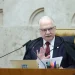 Fachin devolve investigação do INSS a Mendonça e mantém caso Master na Presidência do STF