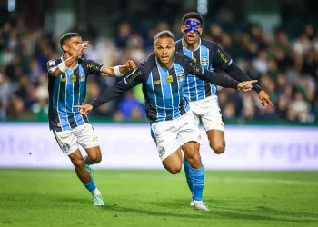 Rodada agitada do Brasileirão mexe com o topo e com a parte de baixo da tabela